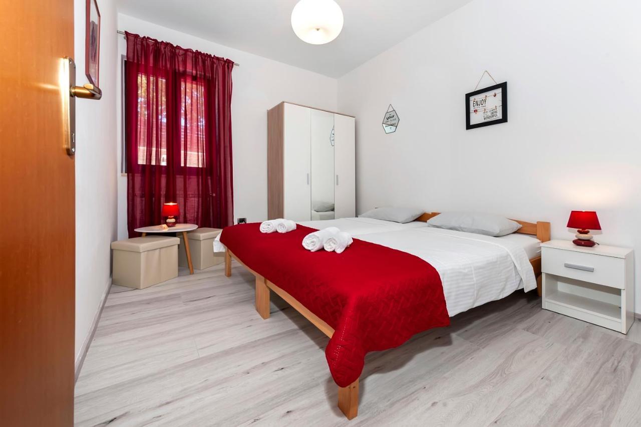 Apartment St. Antonio ロヴィニ エクステリア 写真
