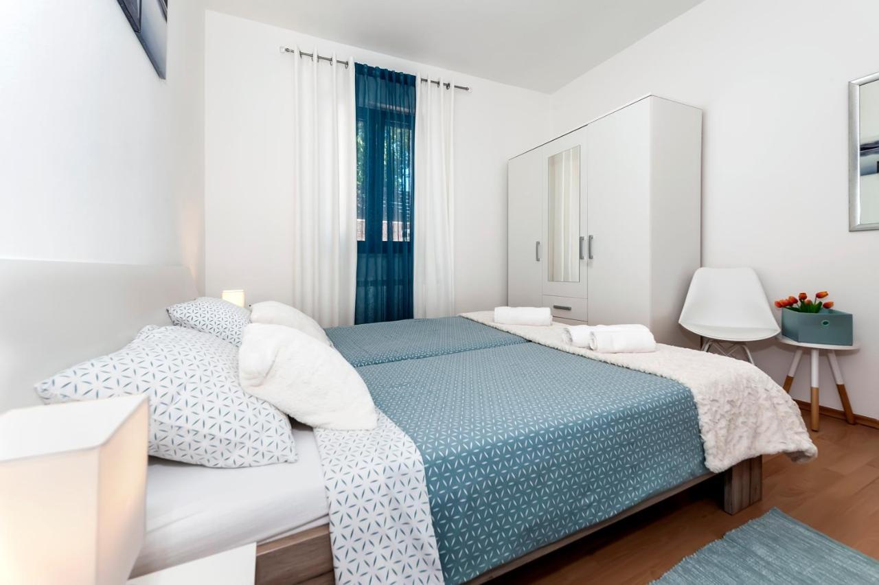 Apartment St. Antonio ロヴィニ エクステリア 写真
